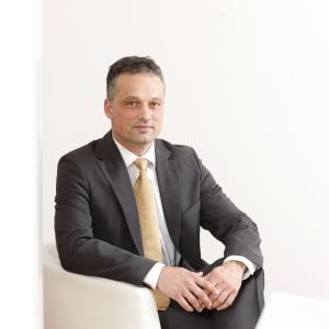 Profile picture for user Dr. Stefan Dörr