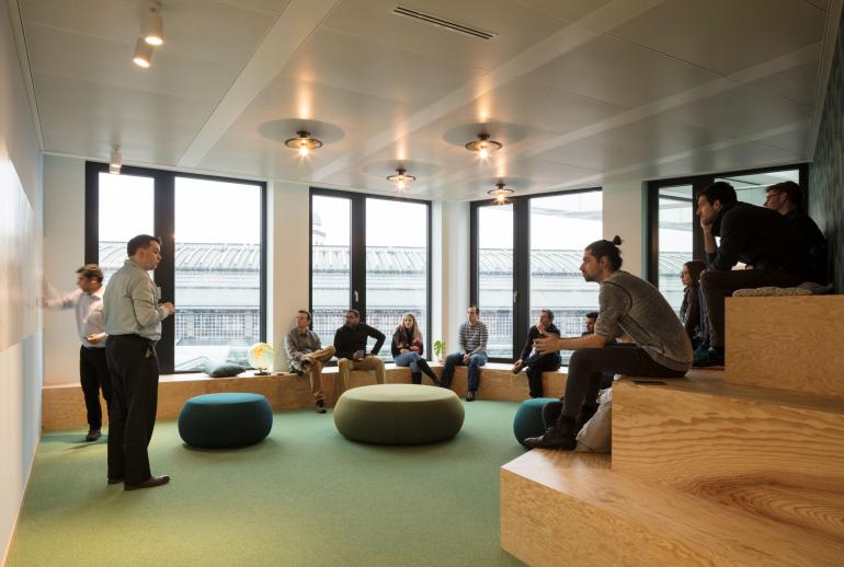 Arena im HRS Headquarter