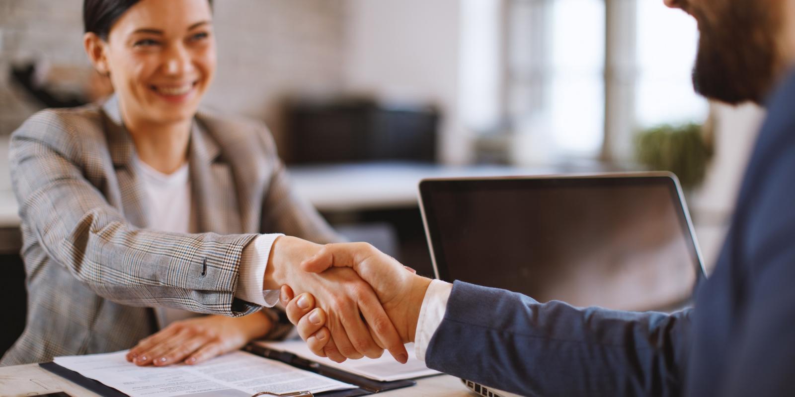 Gehaltsverhandlung: So vermeiden Sie Konflikte